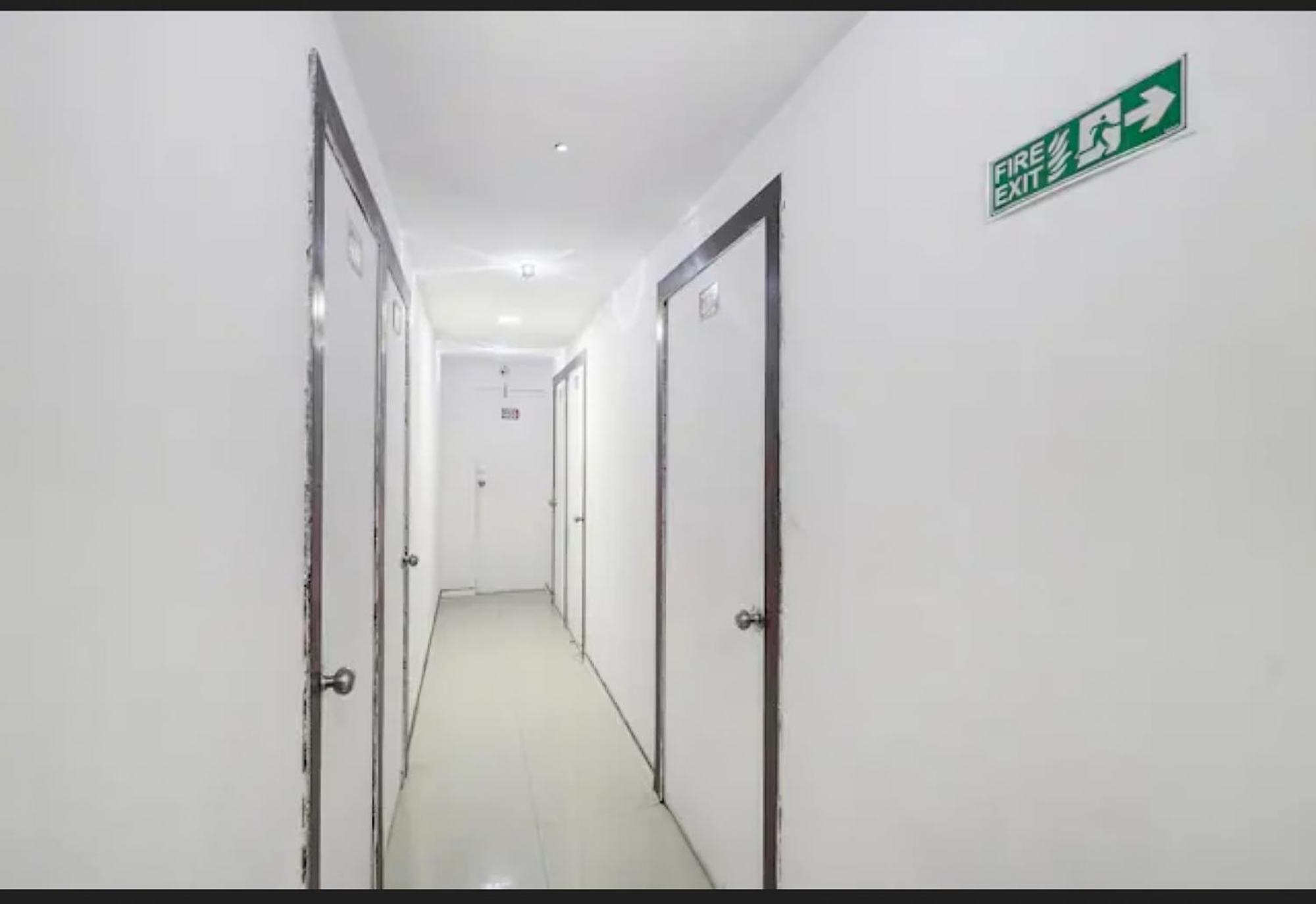 Selfie Rooms Σουράτ Εξωτερικό φωτογραφία